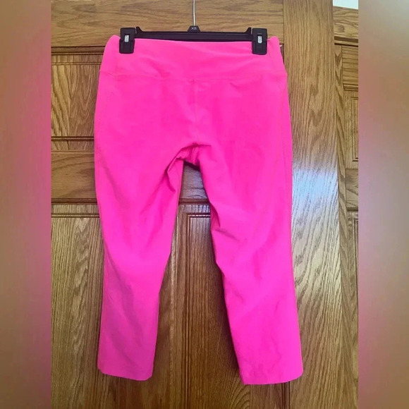 Nike - Golf Performance - Dri-Fit - Cropped Leggings - Picture 2 of 4